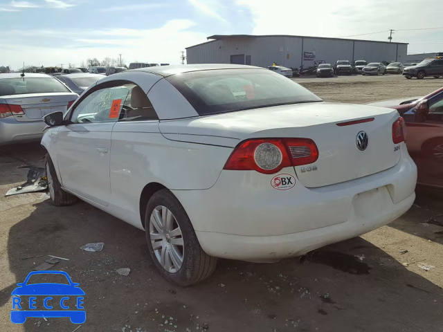 2010 VOLKSWAGEN EOS TURBO WVWBA7AH7AV013075 image 2