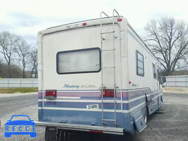 1993 CHEVROLET MOTORHOME 1GBKP37N6P3317236 Bild 3