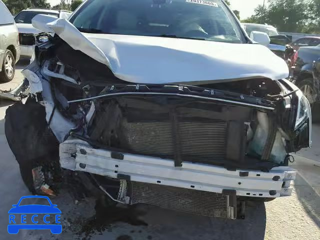 2017 CADILLAC XT5 PREMIU 1GYKNCRS2HZ102577 image 8