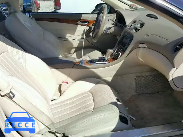 2009 MERCEDES-BENZ SL 63 AMG WDBSK70F29F154539 image 4