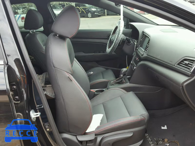 2018 HYUNDAI ELANTRA SP KMHD04LB1JU523071 image 4