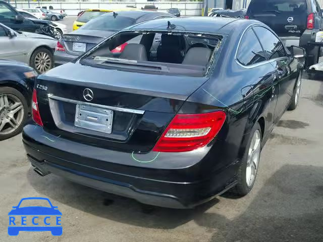 2015 MERCEDES-BENZ C 250 WDDGJ4HB8FG416697 image 3