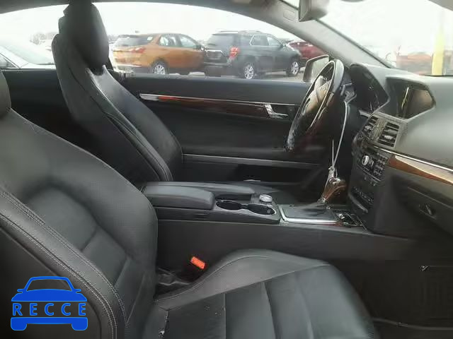 2011 MERCEDES-BENZ E 550 WDDKJ7CB4BF068688 image 4