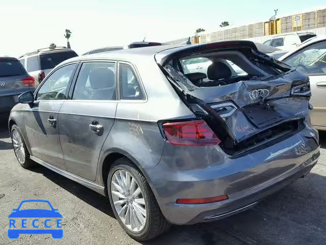 2016 AUDI A3 E-TRON WAUTPBFF6GA135016 Bild 2