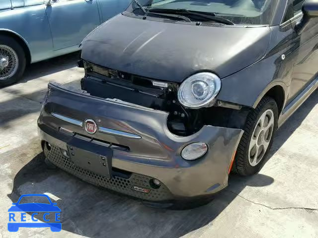 2017 FIAT 500 ELECTR 3C3CFFGE0HT515373 image 8