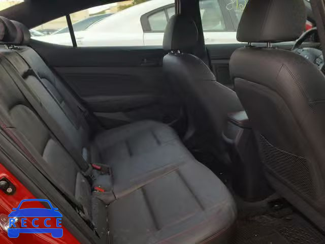 2018 HYUNDAI ELANTRA SP KMHD04LB8JU520071 image 5