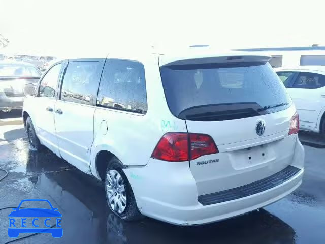 2010 VOLKSWAGEN ROUTAN S 2V4RW4D11AR227341 image 2