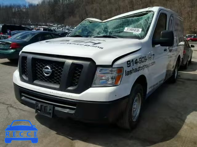 2014 NISSAN NV 1500 1N6BF0KM8EN101625 Bild 1