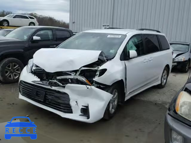 2018 TOYOTA SIENNA LE 5TDKZ3DC5JS907796 зображення 1