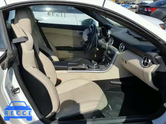 2016 MERCEDES-BENZ SLK 300 WDDPK3JA2GF115620 image 4