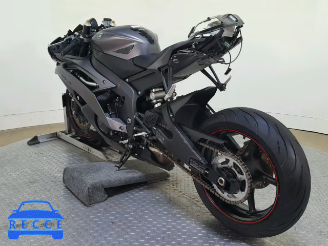 2013 YAMAHA YZFR6 JYARJ16E9DA029943 Bild 5