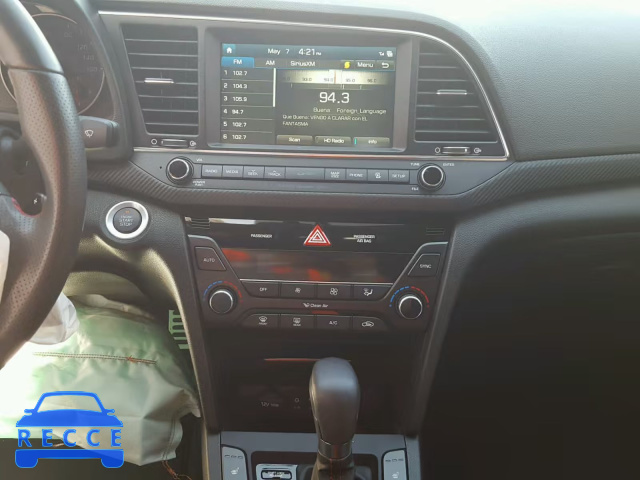 2018 HYUNDAI ELANTRA SP KMHD04LB3JU451466 image 8