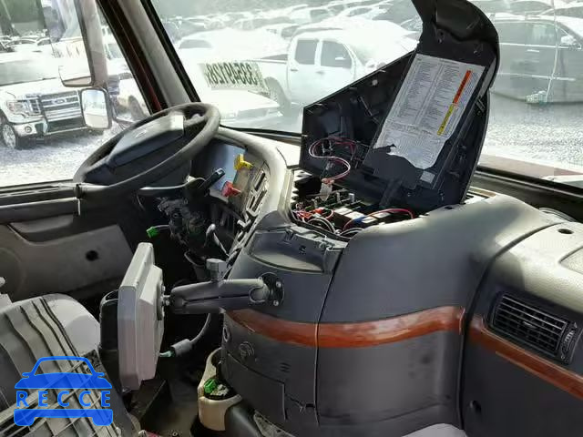 2005 VOLVO VN VNM 4V4M19GH85N379603 Bild 8