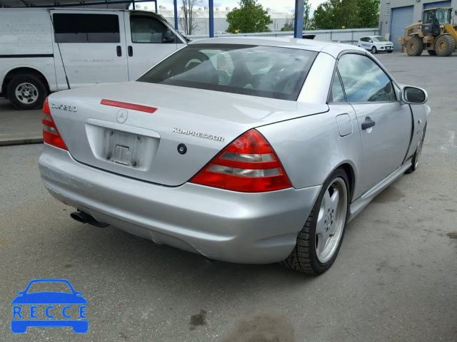 2000 MERCEDES-BENZ SLK 230 KO WDBKK47F5YF161701 image 3