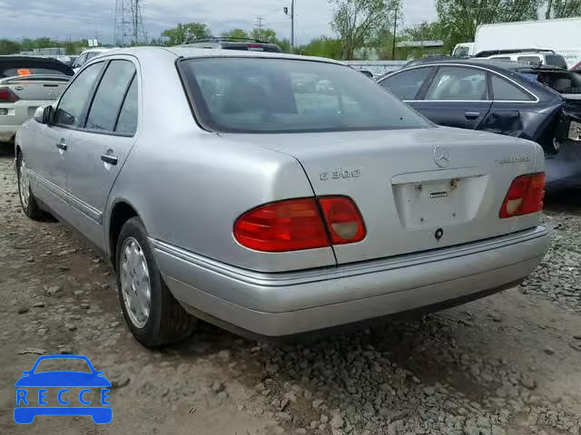 1998 MERCEDES-BENZ E 300TD WDBJF25F9WA661572 image 2