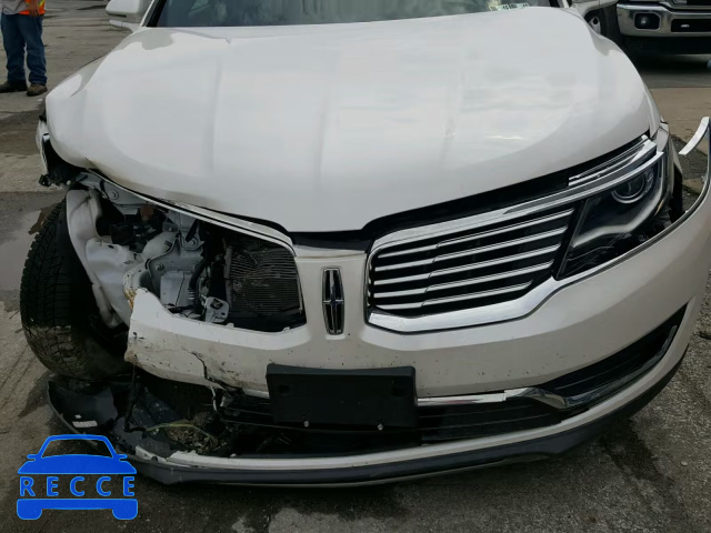 2017 LINCOLN MKX RESERV 2LMPJ8LR4HBL11008 image 6