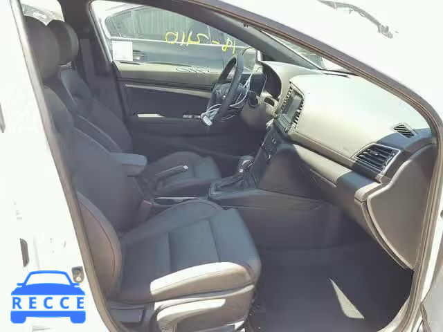 2018 HYUNDAI ELANTRA SP KMHD04LB6JU614482 image 4