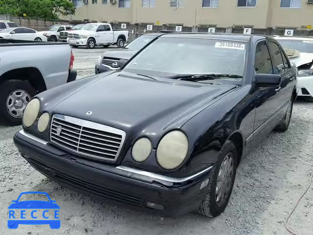 1999 MERCEDES-BENZ E 300TD WDBJF25H4XA920973 image 1