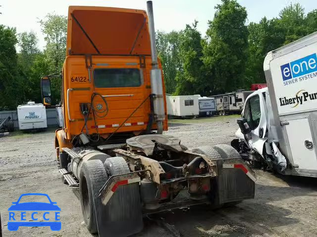 2005 VOLVO VN VNM 4V4M19GF85N406023 Bild 2