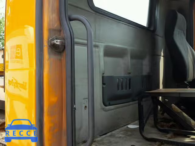 2005 VOLVO VN VNM 4V4M19GF85N406023 Bild 5