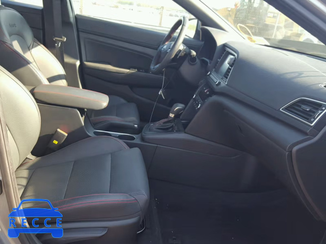 2017 HYUNDAI ELANTRA SP KMHD04LB7HU352241 image 4