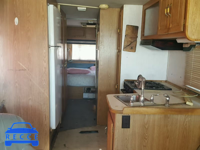 1991 CHEVROLET MOTORHOME 1GBKP37N3M3309543 image 5