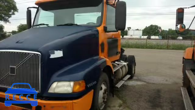 2005 VOLVO VN VNM 4V4M19GF45N406018 image 0