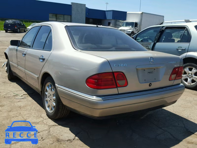 1999 MERCEDES-BENZ E 300TD WDBJF25H1XA829014 image 2