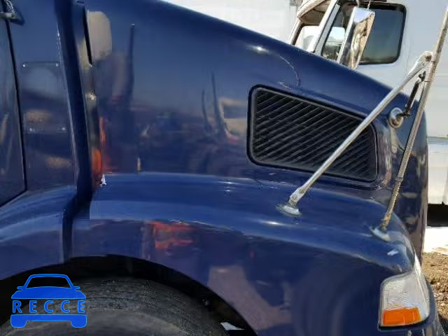 2005 VOLVO VN VNM 4V4M19GF25N383516 image 6
