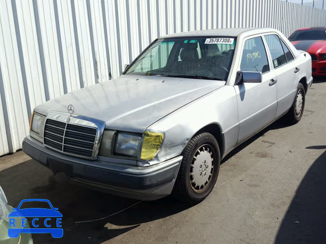 1993 MERCEDES-BENZ 300 E 2.8 WDBEA28E6PB988087 image 1