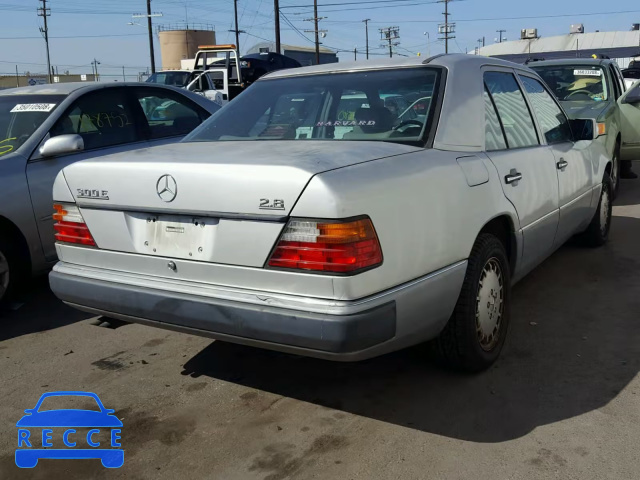 1993 MERCEDES-BENZ 300 E 2.8 WDBEA28E6PB988087 image 3