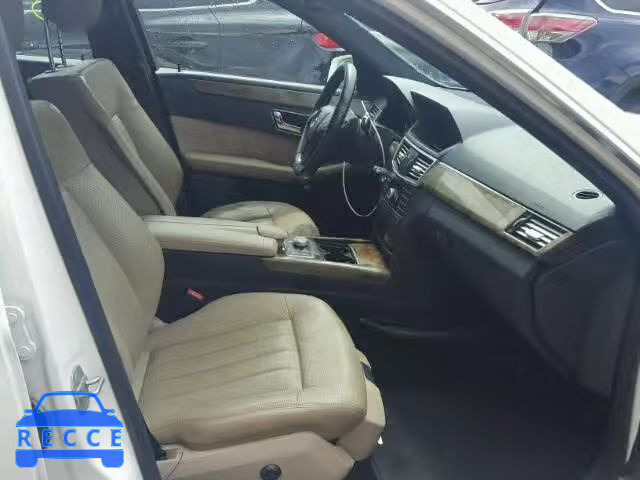 2011 MERCEDES-BENZ E 550 4MAT WDDHF9AB3BA362493 зображення 4