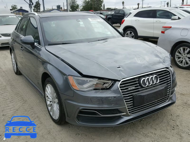 2016 AUDI A3 E-TRON WAUTPBFF9GA139576 Bild 0