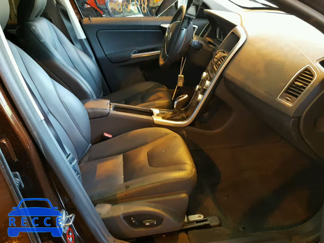 2016 VOLVO XC60 T5 YV4612RK7G2869438 image 4