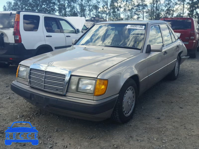 1990 MERCEDES-BENZ 300 E 2.6 WDBEA26D7LB139347 Bild 1