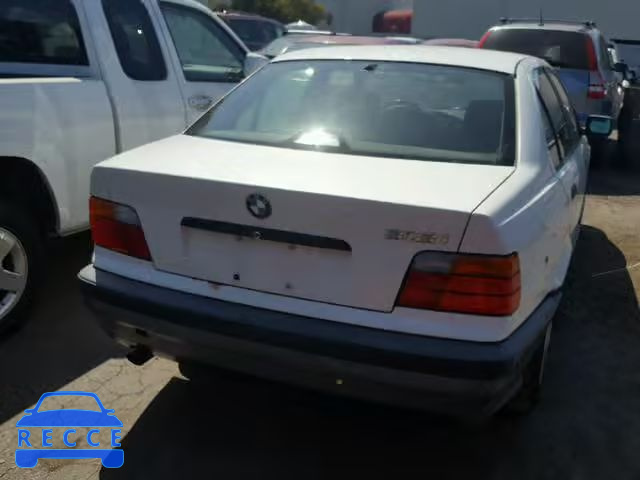 1992 BMW 318 I WBACA5312NFG01216 image 3