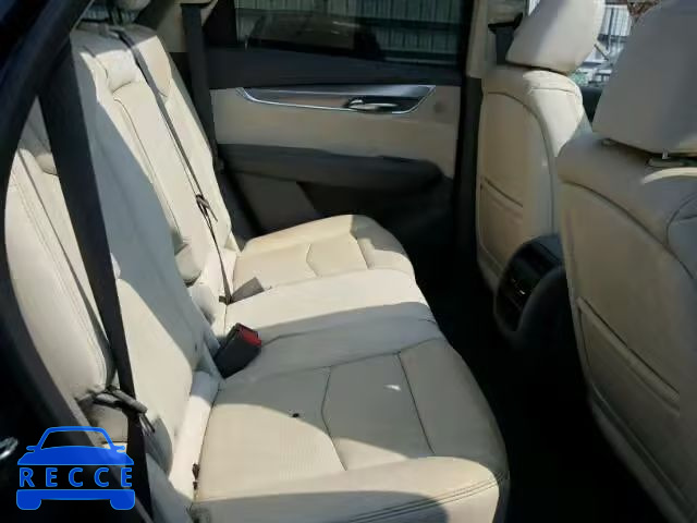 2017 CADILLAC XT5 PREMIU 1GYKNERS0HZ232658 image 5