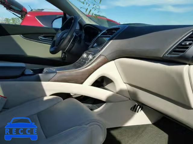 2017 LINCOLN MKX RESERV 2LMPJ6LR0HBL16324 image 4