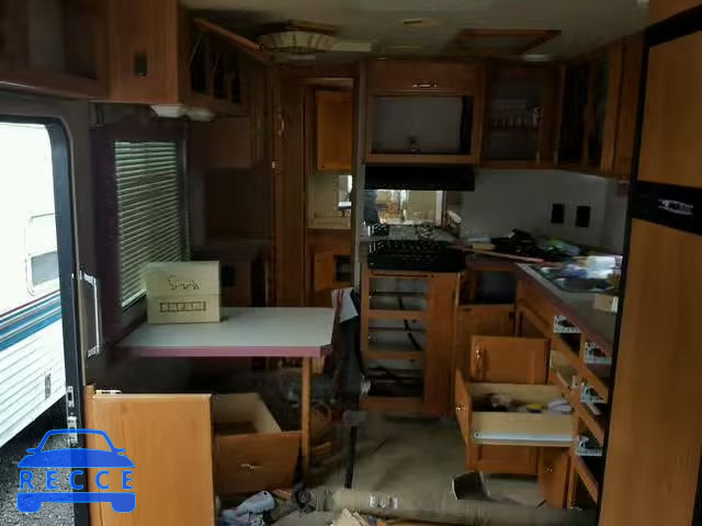 2002 SAFA MOTORHOME 5B4LP67G923344460 image 5