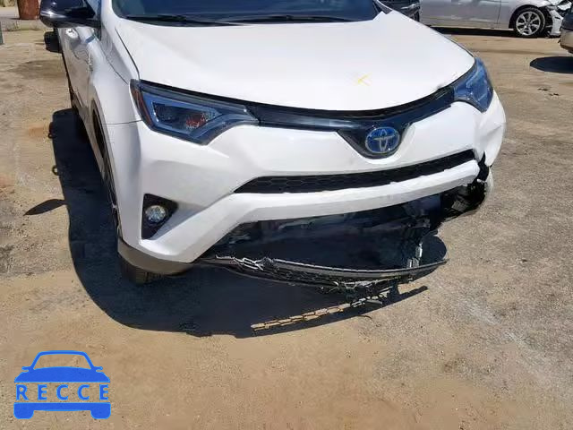 2018 TOYOTA RAV4 HV SE JTMJJREV5JD212493 Bild 8