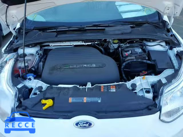 2015 FORD FOCUS BEV 1FADP3R47FL375546 Bild 6