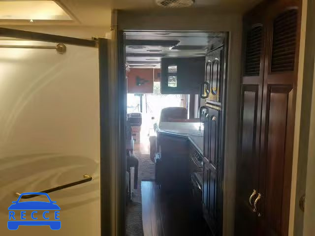 2001 SPARTAN MOTORS MOTORHOME 4VZBN24991C038436 image 8