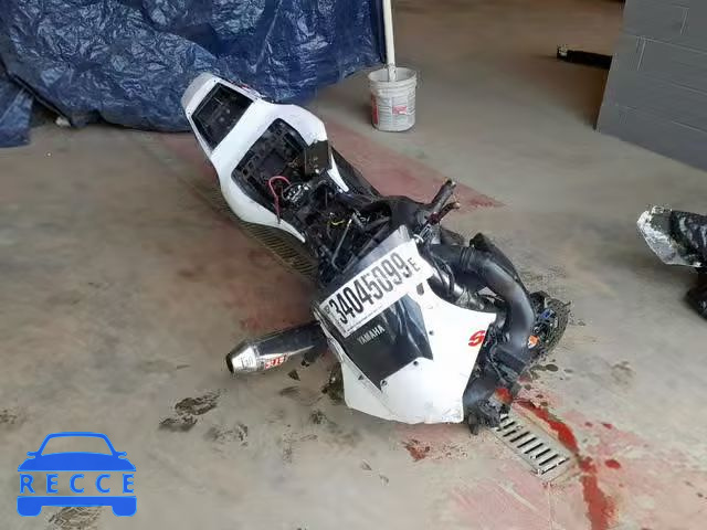 2001 YAMAHA YZFR6 L JYARJ04E01A015616 image 0
