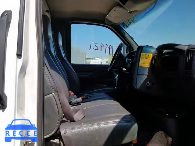 2004 GMC C7500 C7C0 1GDJ7C1C64F901396 image 4