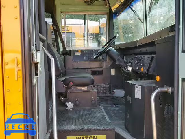1997 INTERNATIONAL 3000 3800 1HVBBABL6VH449735 image 4