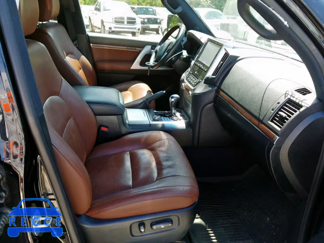 2017 TOYOTA LAND CRUIS JTMCY7AJ3H4053012 image 4