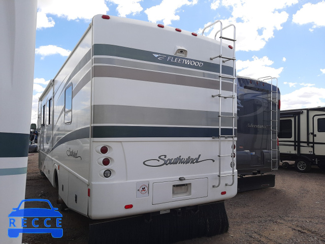 2006 FLEE MOTORHOME 5B4MP67G963413597 image 2