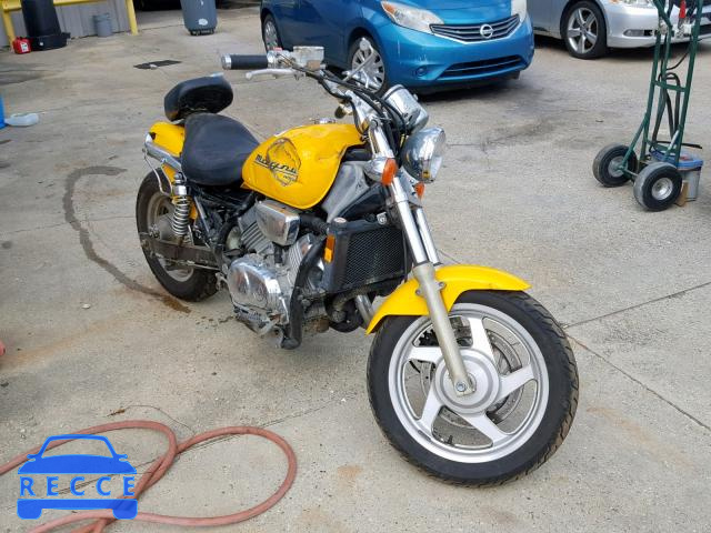 1996 HONDA VF750 C JH2RC4309TM201255 image 0