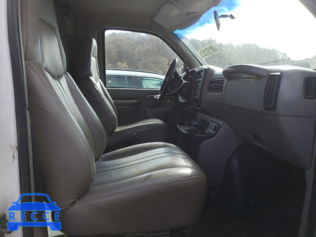 2001 CHEVROLET EXPRESS 1GCHG39R211114448 image 4