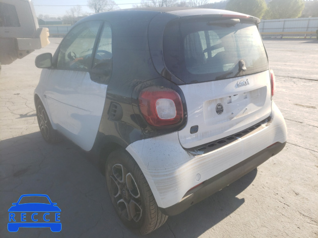 2018 SMART FORTWO WMEFJ9BA2JK319571 Bild 2